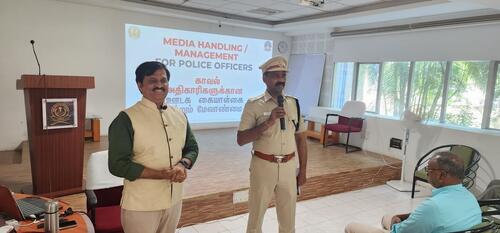 காவல் அதிகாரிகளுக்கு ஊடகப் பயிற்சி
