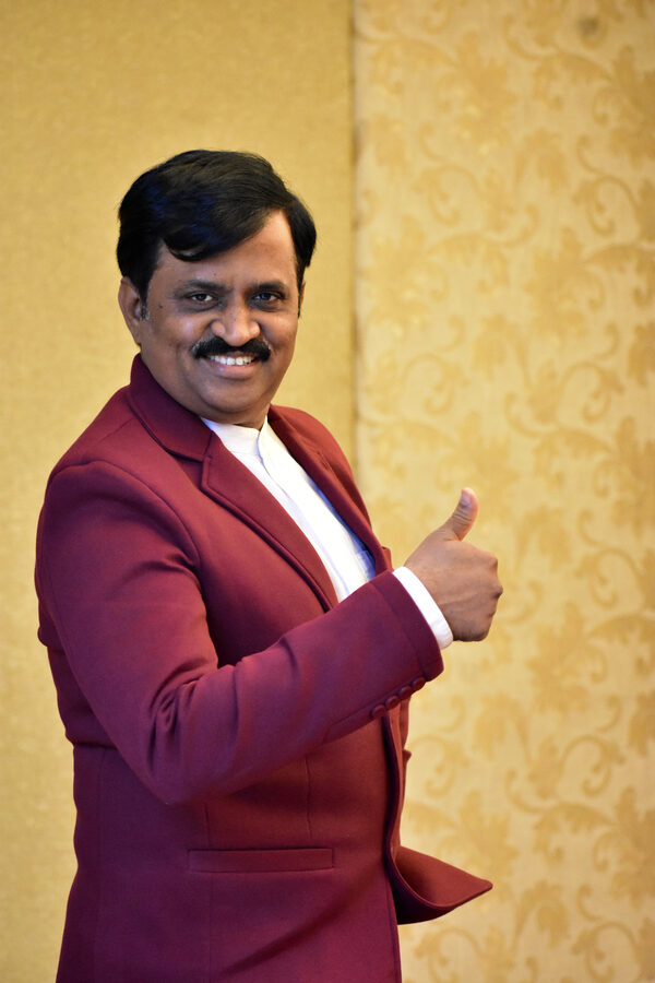 சுரேகா சுந்தர் — பேச்சாளர், பிராண்ட் ஆலோசகர், தொழில் குரு